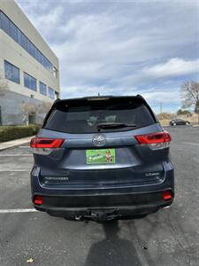 2017 Toyota Highlander LE Plus   - Photo 8 - Albuquerque, NM 87110