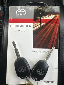2017 Toyota Highlander LE Plus   - Photo 14 - Albuquerque, NM 87110