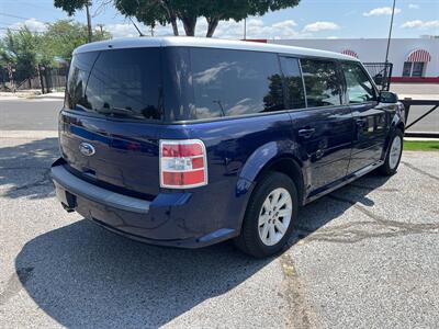 2011 Ford Flex SE   - Photo 5 - Albuquerque, NM 87110
