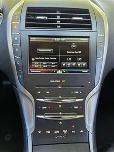 2015 Lincoln MKZ   - Photo 13 - Albuquerque, NM 87110