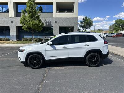 2019 Jeep Cherokee Latitude Plus   - Photo 3 - Albuquerque, NM 87110