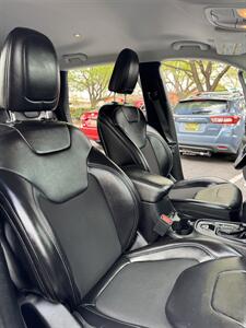 2019 Jeep Cherokee Latitude Plus   - Photo 15 - Albuquerque, NM 87110