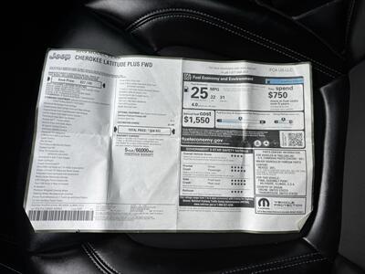2019 Jeep Cherokee Latitude Plus   - Photo 13 - Albuquerque, NM 87110