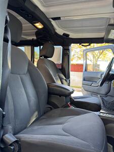 2014 Jeep Wrangler Unlimited Sport   - Photo 16 - Albuquerque, NM 87110