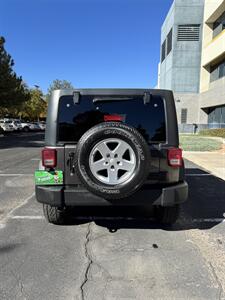 2014 Jeep Wrangler Unlimited Sport   - Photo 8 - Albuquerque, NM 87110