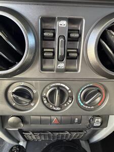 2010 Jeep Wrangler Unlimited Sport   - Photo 14 - Albuquerque, NM 87110