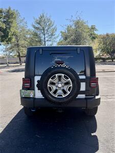 2010 Jeep Wrangler Unlimited Sport   - Photo 9 - Albuquerque, NM 87110