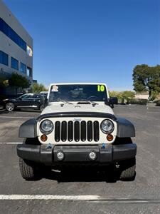 2010 Jeep Wrangler Unlimited Sport   - Photo 8 - Albuquerque, NM 87110