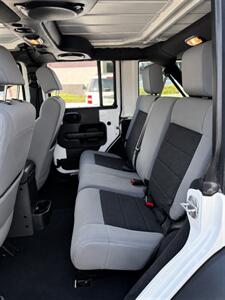 2010 Jeep Wrangler Unlimited Sport   - Photo 18 - Albuquerque, NM 87110