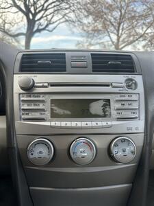 2010 Toyota Camry LE V6   - Photo 12 - Albuquerque, NM 87110