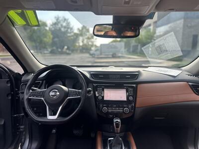 2017 Nissan Rogue SL   - Photo 6 - Albuquerque, NM 87110