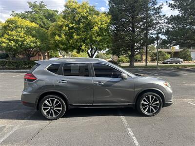 2017 Nissan Rogue SL   - Photo 5 - Albuquerque, NM 87110