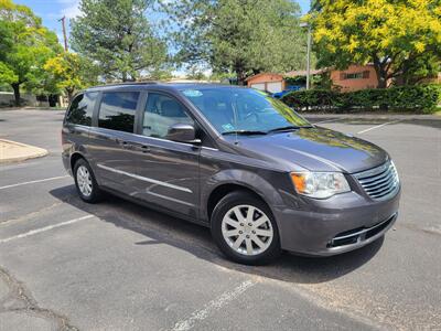 2016 Chrysler Town and Country Touring   - Photo 2 - Albuquerque, NM 87110