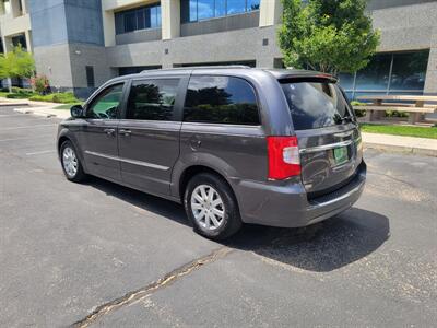 2016 Chrysler Town and Country Touring   - Photo 5 - Albuquerque, NM 87110
