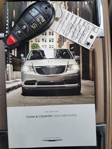 2016 Chrysler Town and Country Touring   - Photo 13 - Albuquerque, NM 87110