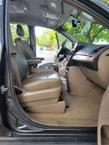 2016 Chrysler Town and Country Touring   - Photo 14 - Albuquerque, NM 87110