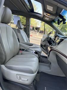 2013 Toyota Sienna Limited 7-Passenger   - Photo 21 - Albuquerque, NM 87110