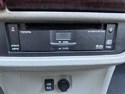 2013 Toyota Sienna Limited 7-Passenger   - Photo 14 - Albuquerque, NM 87110