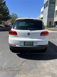 2013 Volkswagen Tiguan S   - Photo 9 - Albuquerque, NM 87110