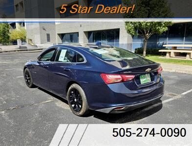 2022 Chevrolet Malibu LT   - Photo 6 - Albuquerque, NM 87110
