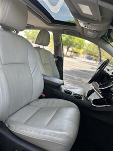 2013 Toyota Avalon XLE Touring   - Photo 16 - Albuquerque, NM 87110