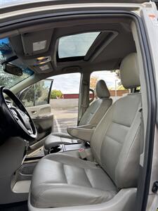 2015 Toyota Sienna Limited Premium 7-Passeng   - Photo 9 - Albuquerque, NM 87110