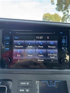 2015 Toyota Sienna Limited Premium 7-Passeng   - Photo 13 - Albuquerque, NM 87110