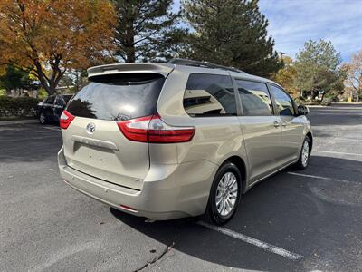 2015 Toyota Sienna Limited Premium 7-Passeng   - Photo 6 - Albuquerque, NM 87110