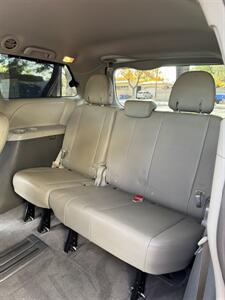 2015 Toyota Sienna Limited Premium 7-Passeng   - Photo 20 - Albuquerque, NM 87110