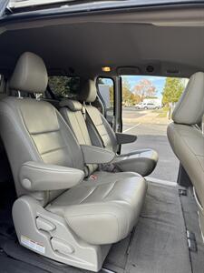 2015 Toyota Sienna Limited Premium 7-Passeng   - Photo 19 - Albuquerque, NM 87110