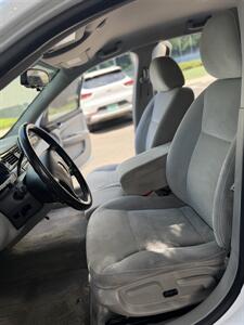2012 Chevrolet Impala LT   - Photo 9 - Albuquerque, NM 87110