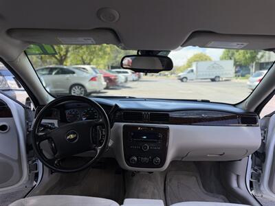 2012 Chevrolet Impala LT   - Photo 10 - Albuquerque, NM 87110