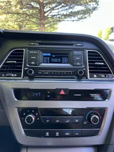 2015 Hyundai SONATA SE   - Photo 11 - Albuquerque, NM 87110