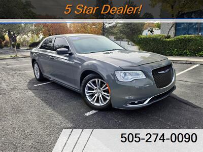2019 Chrysler 300 Touring   - Photo 2 - Albuquerque, NM 87110