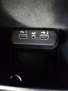2019 Chrysler 300 Touring   - Photo 15 - Albuquerque, NM 87110
