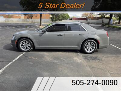 2019 Chrysler 300 Touring   - Photo 3 - Albuquerque, NM 87110