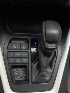 2024 Toyota RAV4 LE   - Photo 17 - Albuquerque, NM 87110