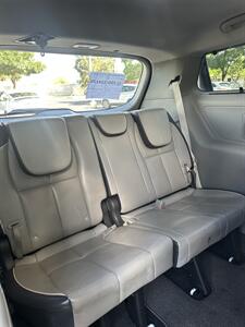 2017 Kia Sedona LX   - Photo 21 - Albuquerque, NM 87110