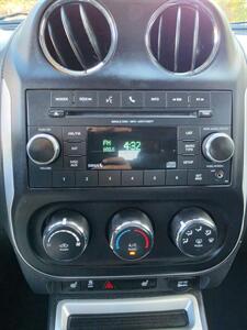 2017 Jeep Compass Latitude   - Photo 12 - Albuquerque, NM 87110