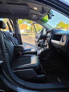 2017 Jeep Compass Latitude   - Photo 15 - Albuquerque, NM 87110