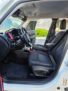 2021 Jeep Renegade Trailhawk   - Photo 9 - Albuquerque, NM 87110