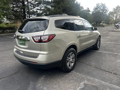 2017 Chevrolet Traverse LT   - Photo 6 - Albuquerque, NM 87110