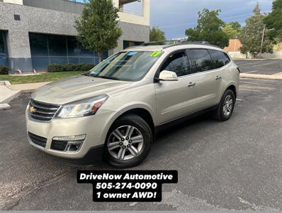 2017 Chevrolet Traverse LT   - Photo 1 - Albuquerque, NM 87110