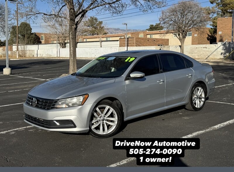 2019 Volkswagen Passat Wolfsburg   - Photo 1 - Albuquerque, NM 87110