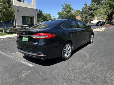 2018 Ford Fusion Hybrid SE   - Photo 6 - Albuquerque, NM 87110