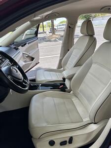 2018 Volkswagen Passat 2.0T R-Line   - Photo 9 - Albuquerque, NM 87110