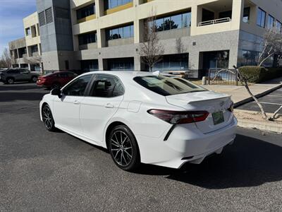2021 Toyota Camry SE   - Photo 5 - Albuquerque, NM 87110
