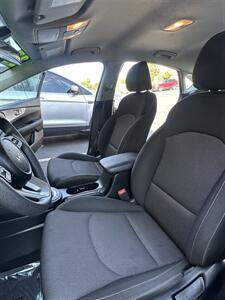 2023 Kia Forte LXS   - Photo 12 - Albuquerque, NM 87110
