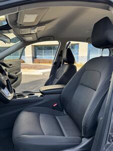 2024 Nissan Altima 2.5 SV   - Photo 10 - Albuquerque, NM 87110