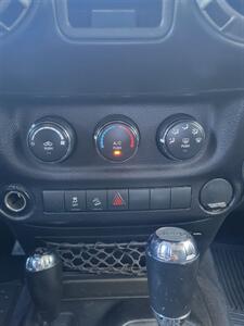 2018 Jeep Wrangler JK Sport   - Photo 13 - Albuquerque, NM 87110
